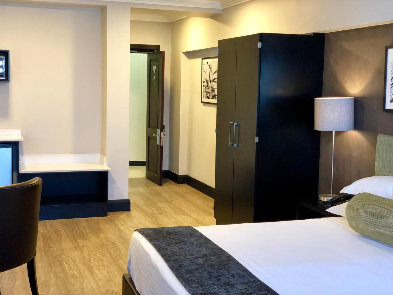Belaire Suites Hotel Durban Exteriör bild